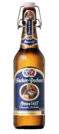 Фирменная бутылка пива Hacker-Pschorr Kellerbier