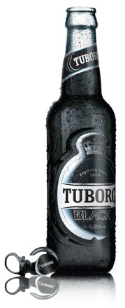 Фирменная бутылка пива Tuborg Black