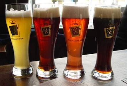Четыре красивых цвета пива. Посмотрите и запомните их