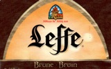 Фирменная бутылка пива Leffe Brune